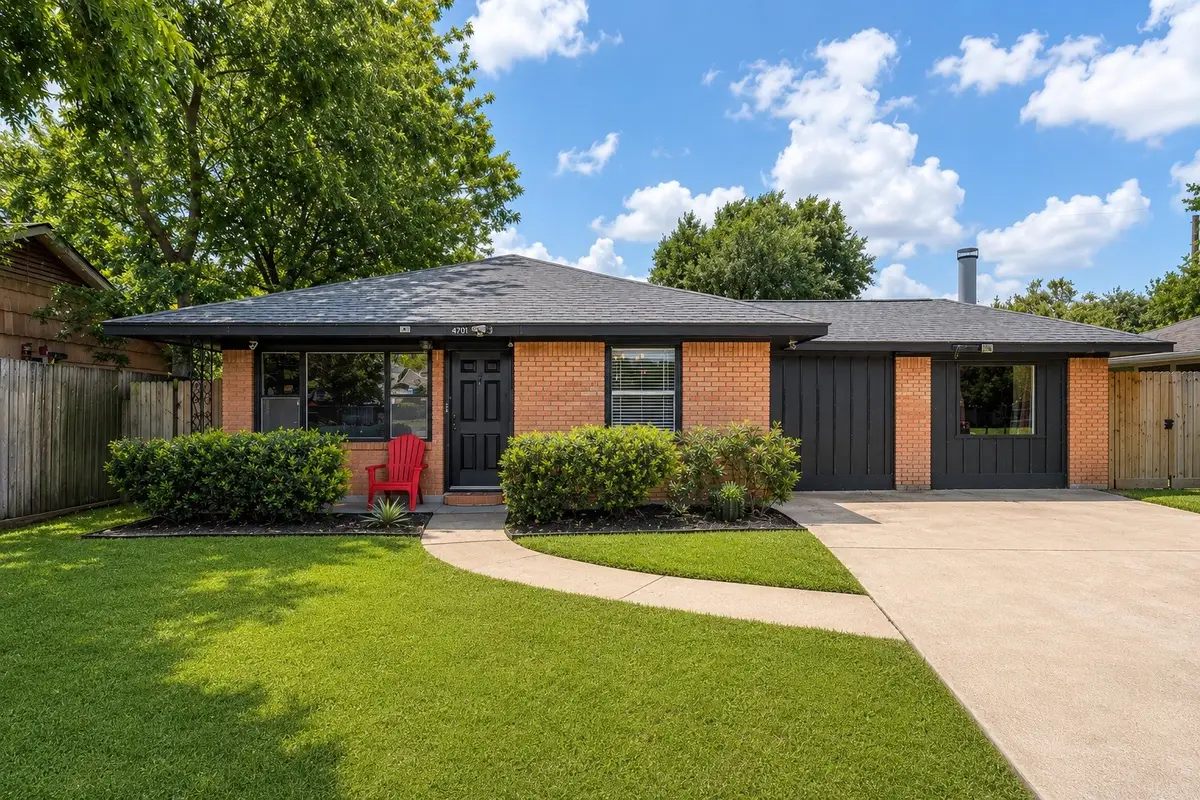 4701 W 43rd Street, Houston, TX 77092 - #1