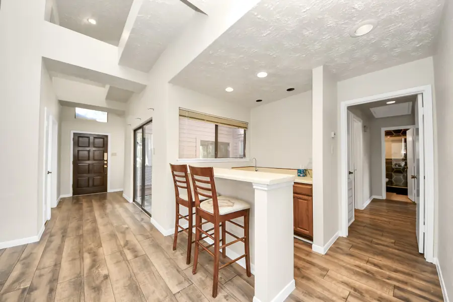 1903 Barons Glen, Sugar Land, TX 77478 - Image #2