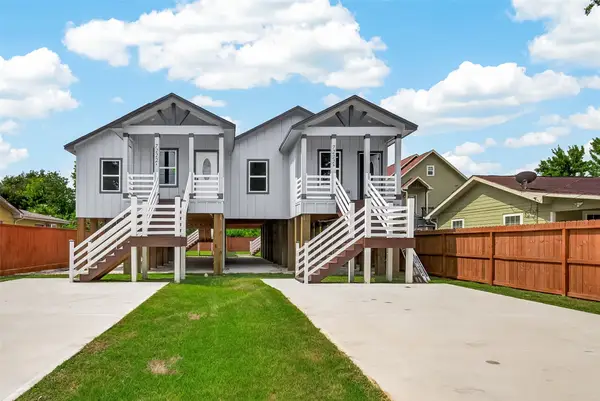 7222 Philibert Lane #A/B, Houston, TX 77028