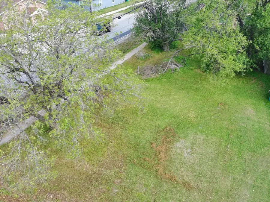 401 Rhode Island Street, Houston, TX 77029 - #2