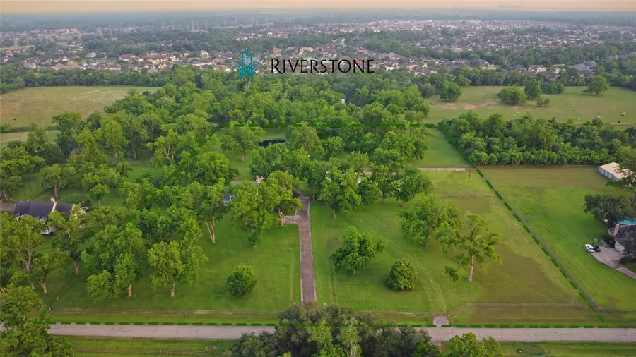 3706 Maranatha Drive, Sugar Land, TX 77479 - Image #2