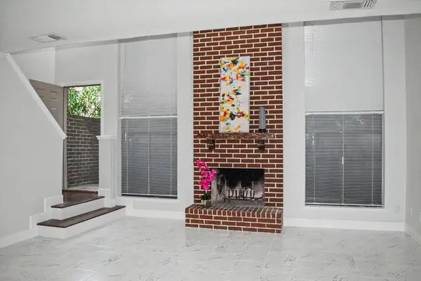 13776 Hollowgreen Drive #407, Houston, TX 77082
