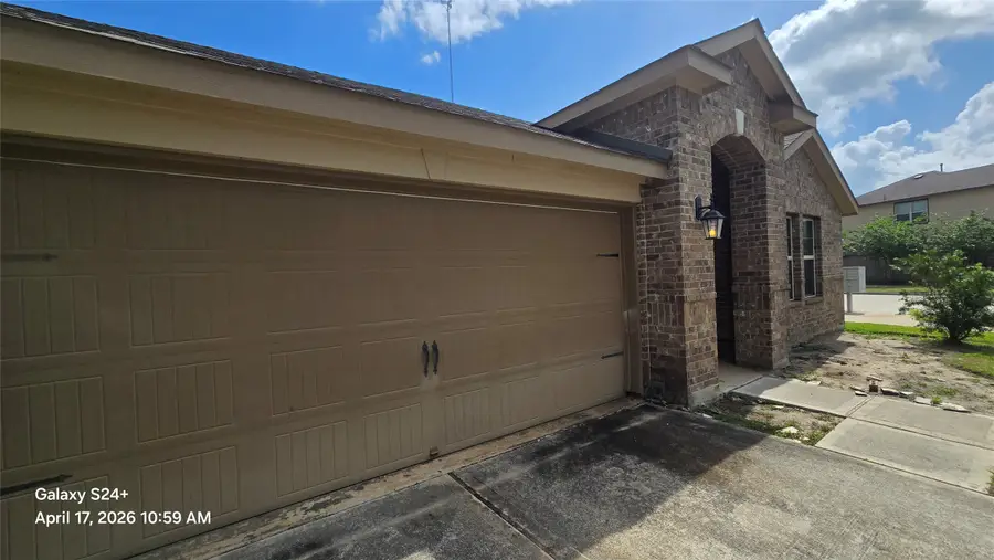 1402 Central Heights Drive, Missouri City, TX 77459 - #2