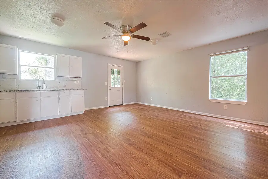 4810 Carmen Street, Houston, TX 77033 - #3