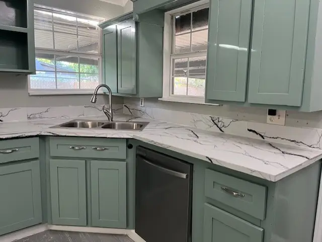 1806 N Avenue S, Freeport, TX 77541 - #3