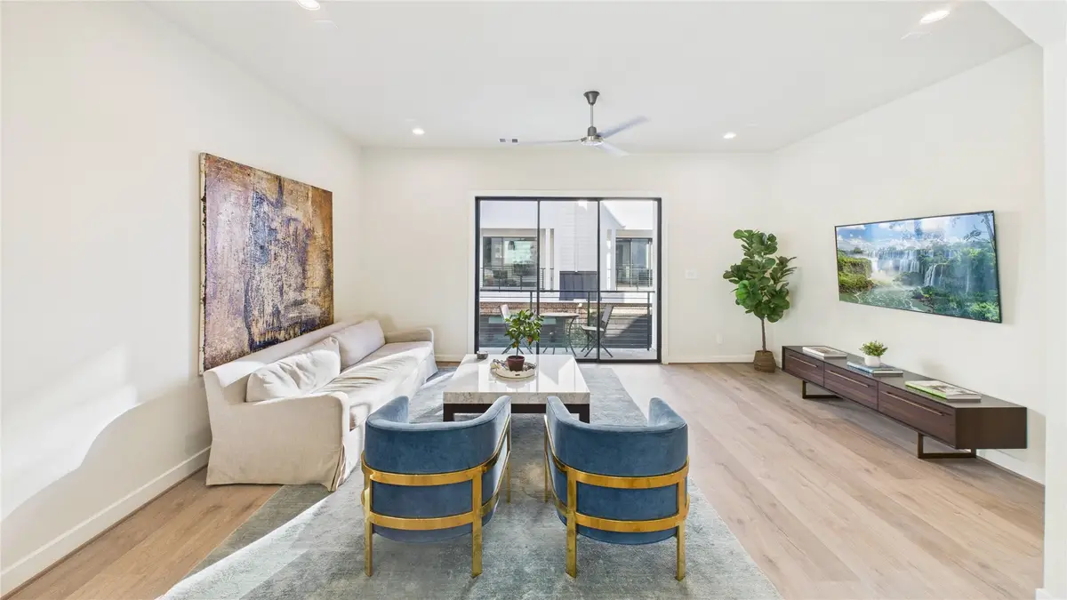 3913 Willowbend Point, Houston, TX 77025 - Image #1