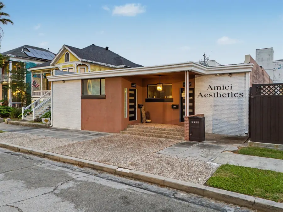 2219 Sealy Street, Galveston, TX 77550 - #3
