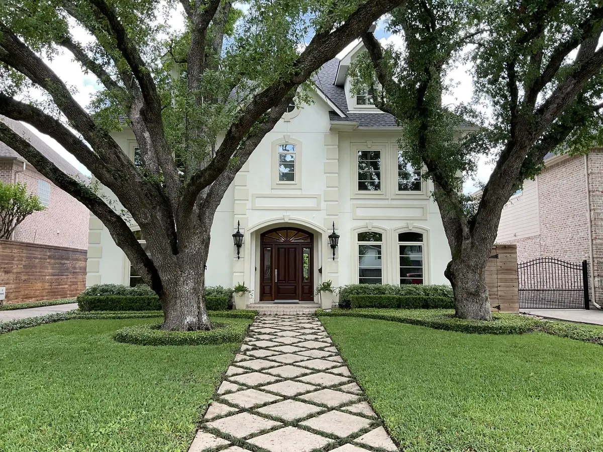 4534 Beech Street, Bellaire, TX 77401 - #1