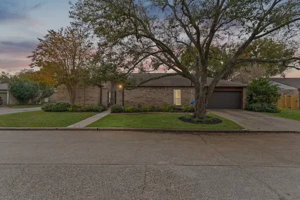 1546 Beaconshire Road, Houston, TX 77077