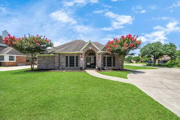 5231 S Fm 565 Road, Cove, TX 77523