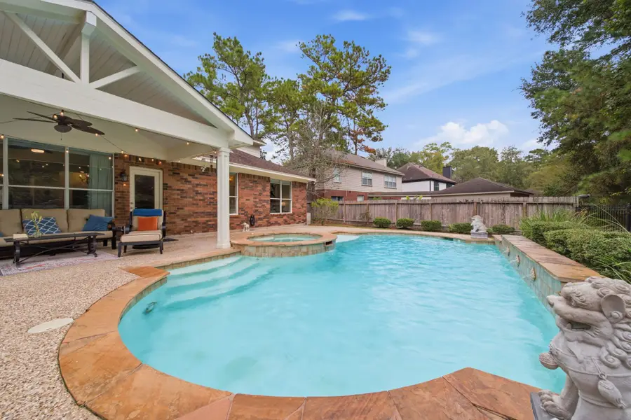 99 E Sterling Pond Circle, The Woodlands, TX 77382 - #2