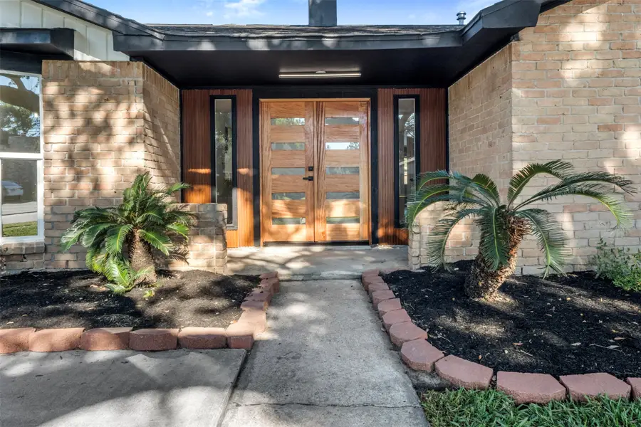 13530 Knottinghill Drive, Sugar Land, TX 77498 - Image #2