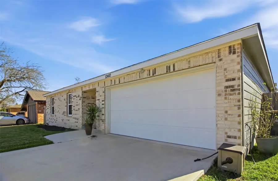 12410 Drifting Winds Drive, Houston, TX 77044 - Image #2