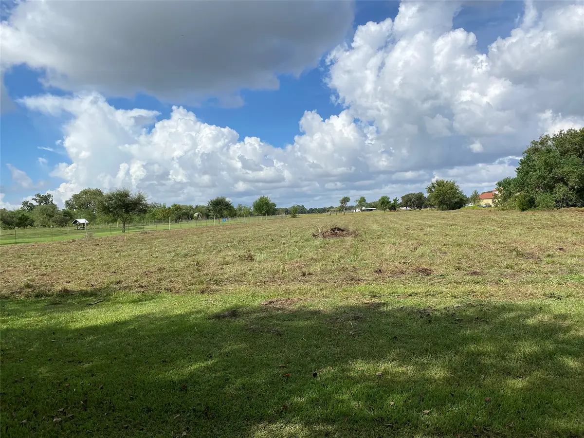 900 Avenue B, Bay City, TX 77414 - #1