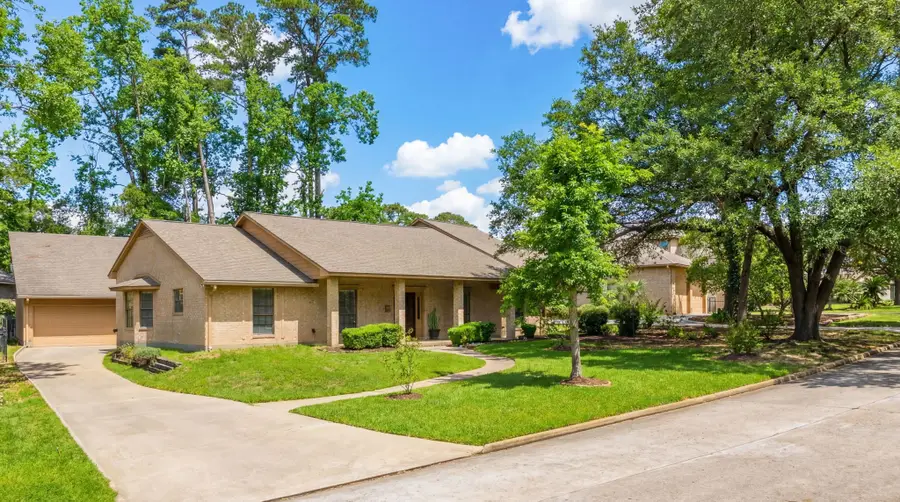 105 Greenbriar Drive, Conroe, TX 77356 - #2