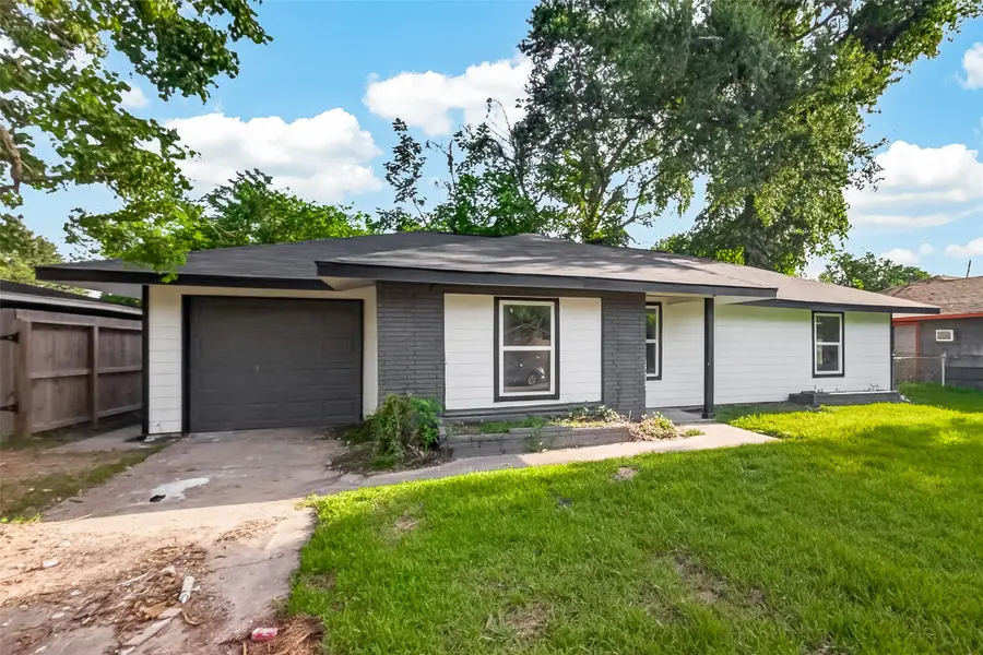5751 Thrush Drive, Houston, TX 77033 - #2