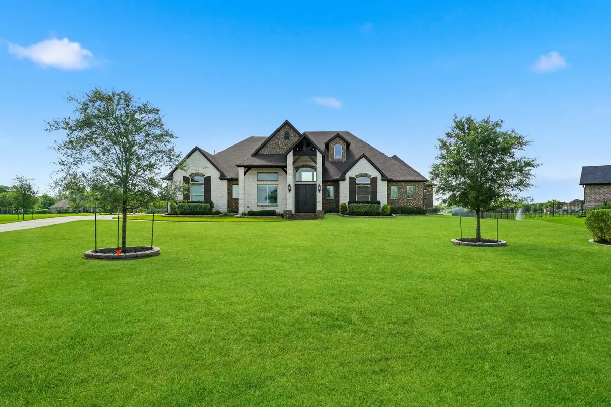 3910 Lakes Of Mission Grove Boulevard, Richmond, TX 77406 - #1