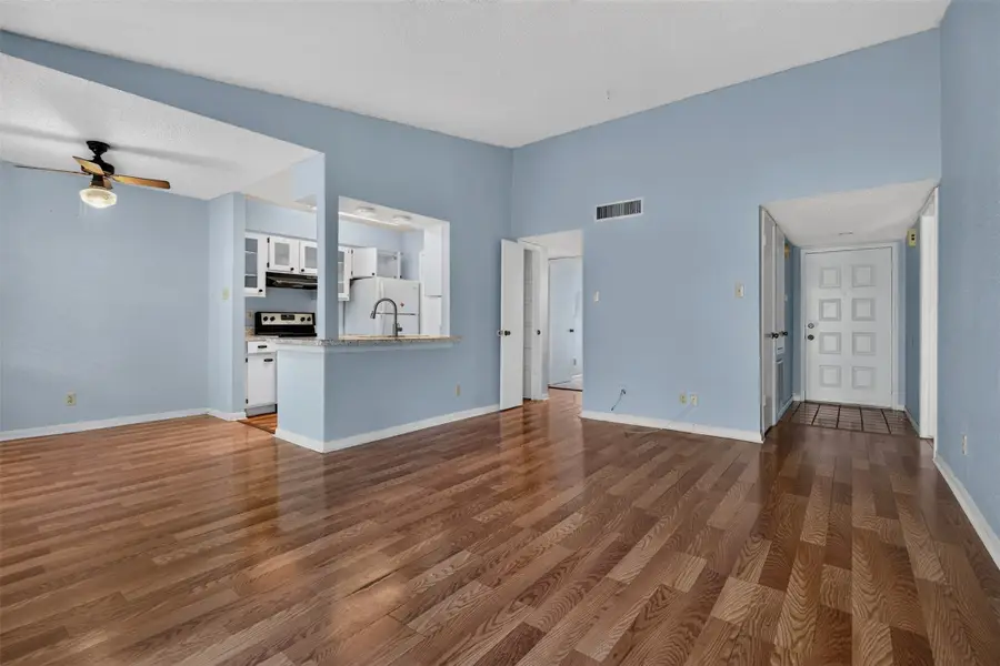 700 Thicket Lane #304, Houston, TX 77079 - #2