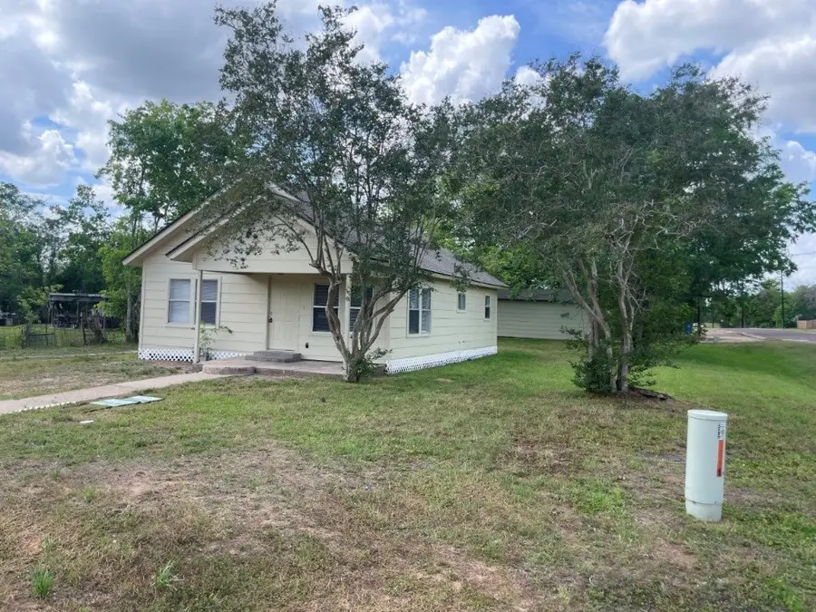 809 19th Street, Hempstead, TX 77445 - #3