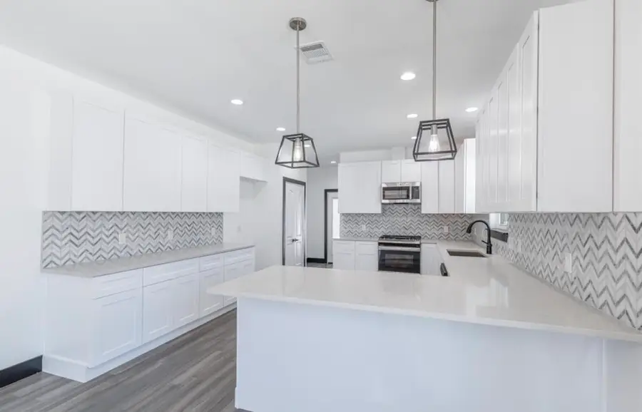 409 Winnie Street, Houston, TX 77009 - #3