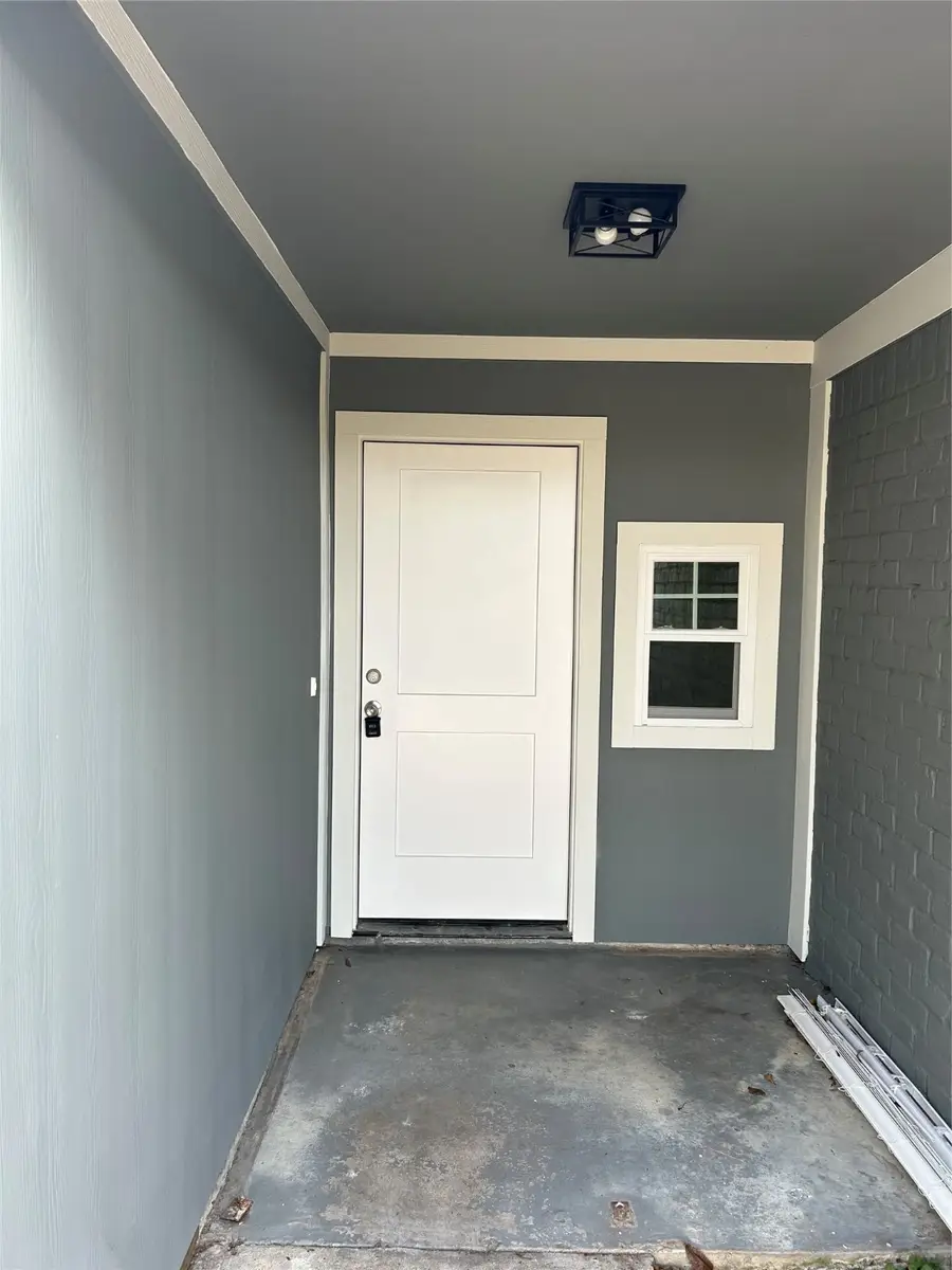 11719 Pender Lane, Houston, TX 77477 - Image #2