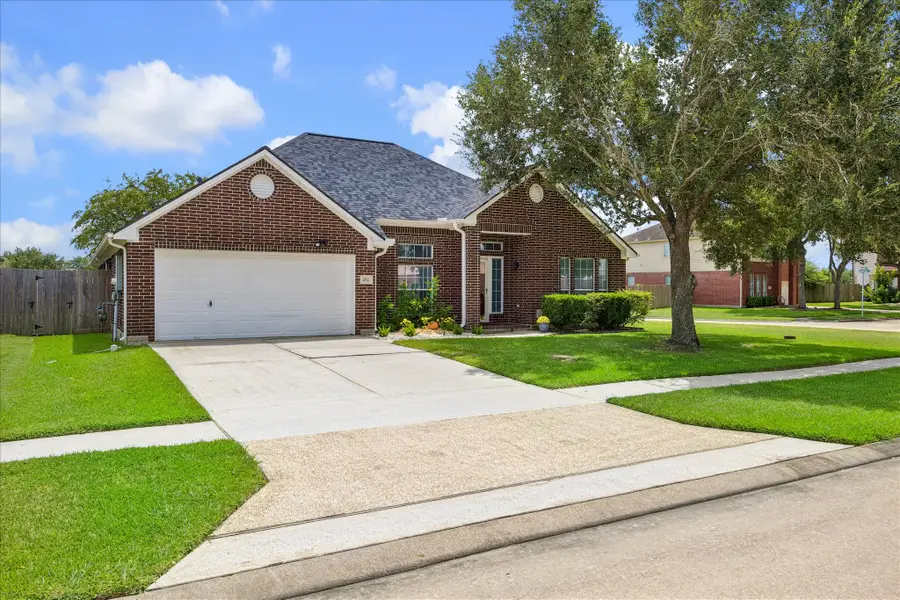 202 Meadowhill Lane, Texas City League City, TX 77539 - #2
