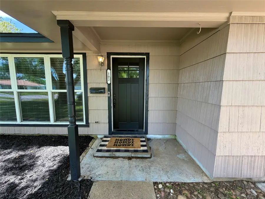 102 S Mattson Street, West Columbia, TX 77486 - #2