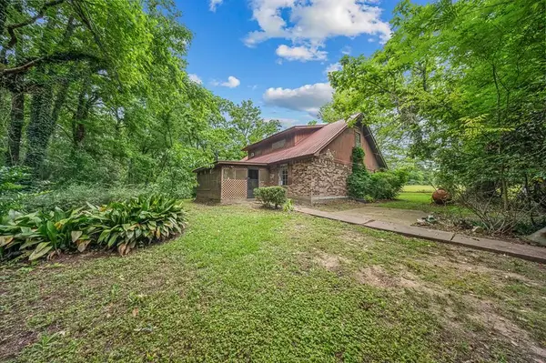 277 Cr 3520, Broaddus, TX 75929