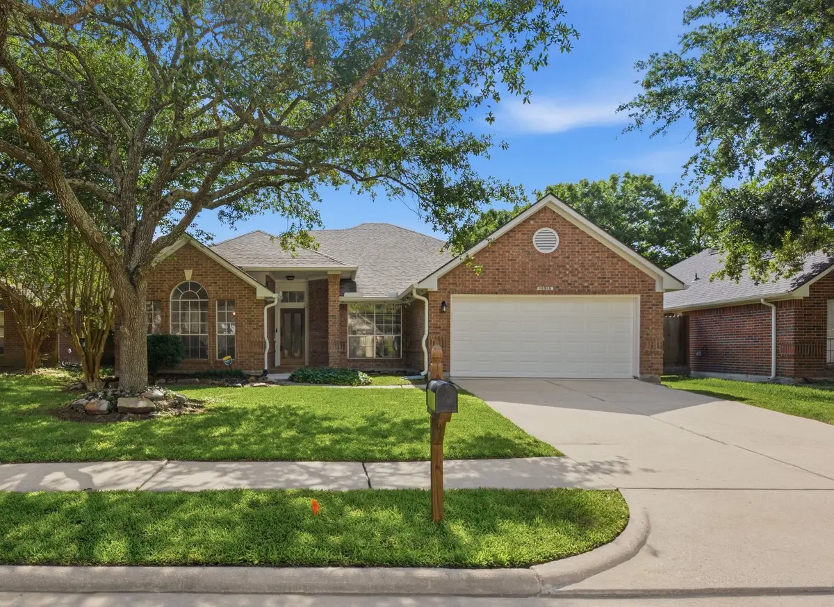 16918 Serenity Cove Circle, Friendswood, TX 77546 - #1