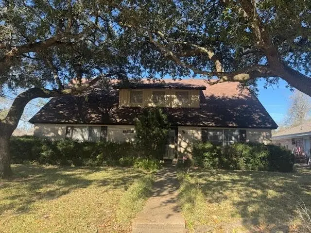 1948 W Kirby Avenue, Orange, TX 77632 - Image #1