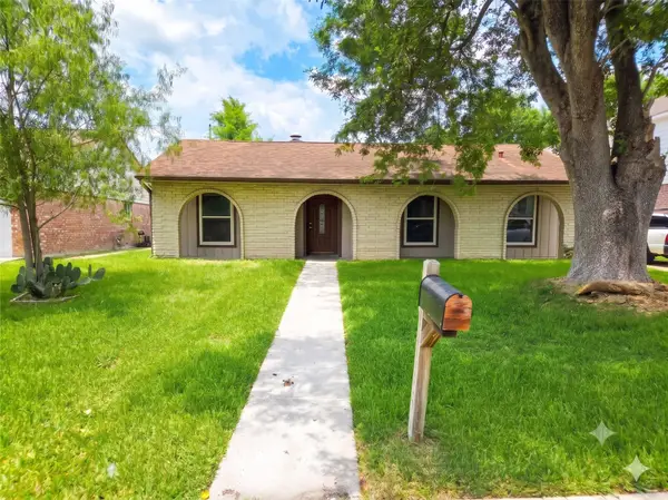 11250 Pompano Lane, Houston, TX 77072