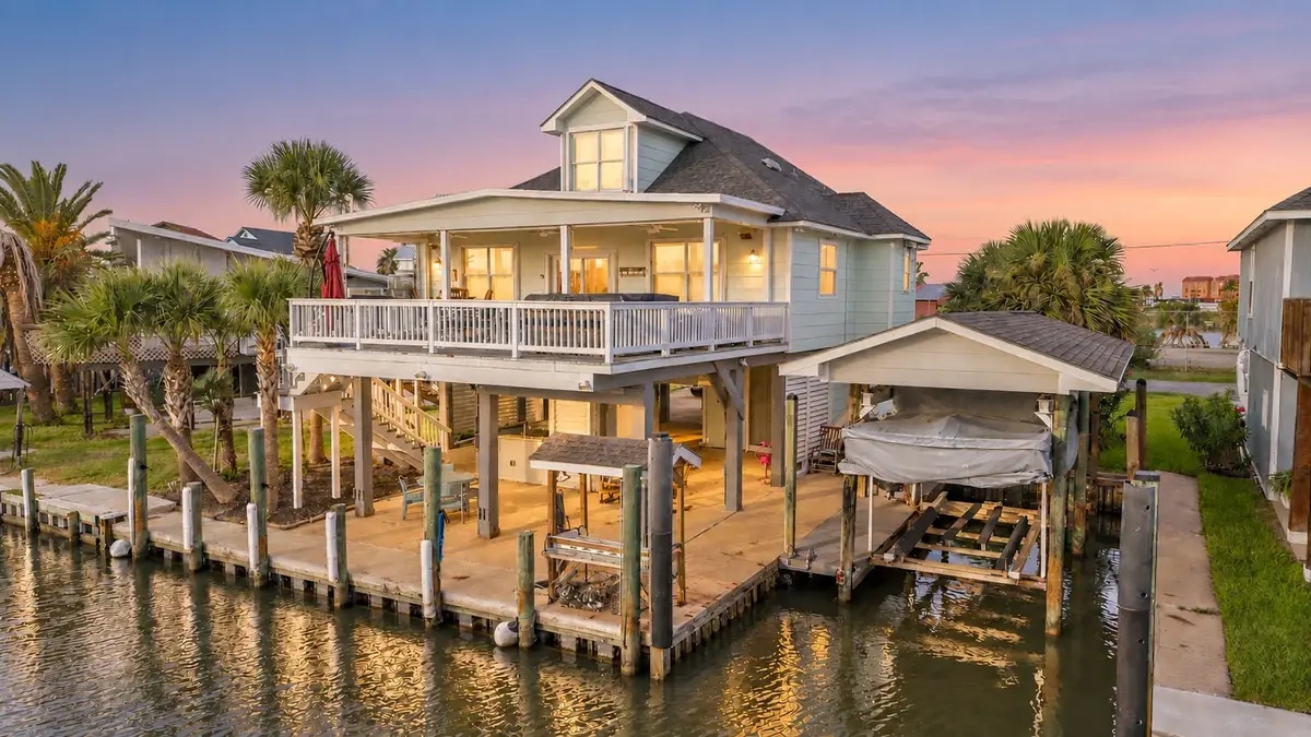 19 King Fish Lane, Freeport, TX 77541 - #1