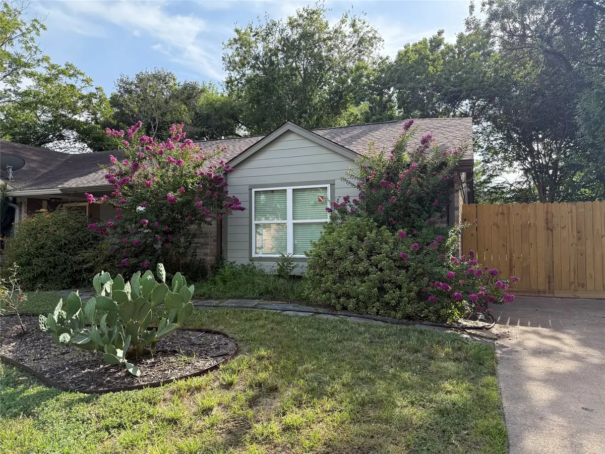 3842 Westmeadow Drive, Houston, TX 77082 - Image #1