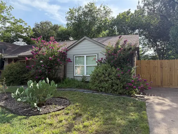 3842 Westmeadow Drive, Houston, TX 77082