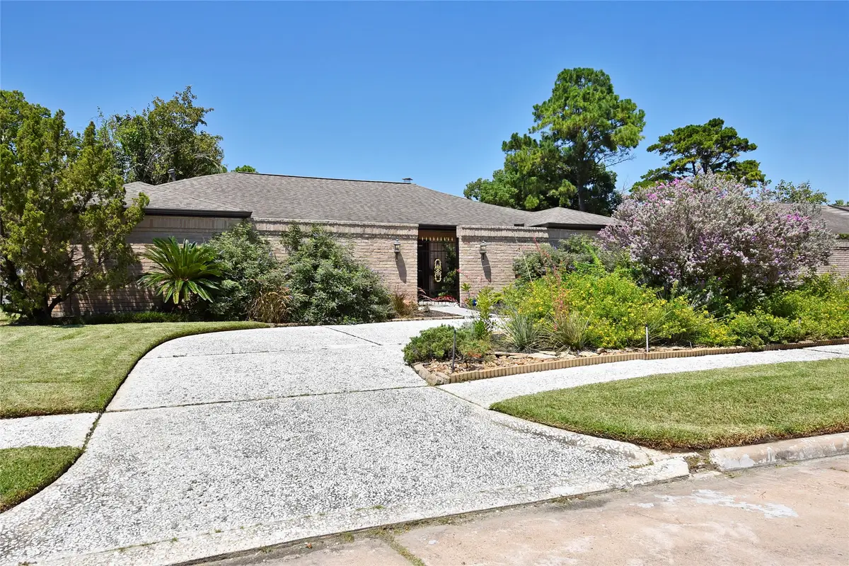 11418 Lakeside Place Drive, Houston, TX 77077 - #1