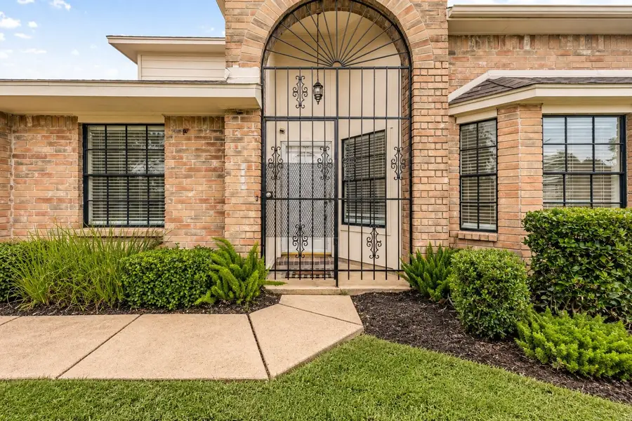 7534 Eight Willows Road, Missouri City, TX 77489 - #2