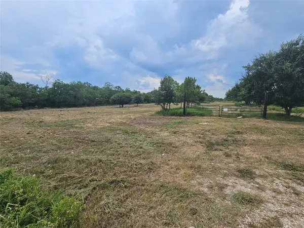 15835 Tri City Beach, Beach City, TX 77523