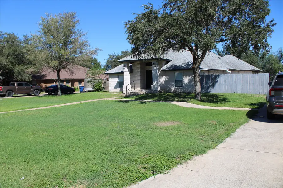 4208 Country Street, Edinburg, TX 78541 - #3