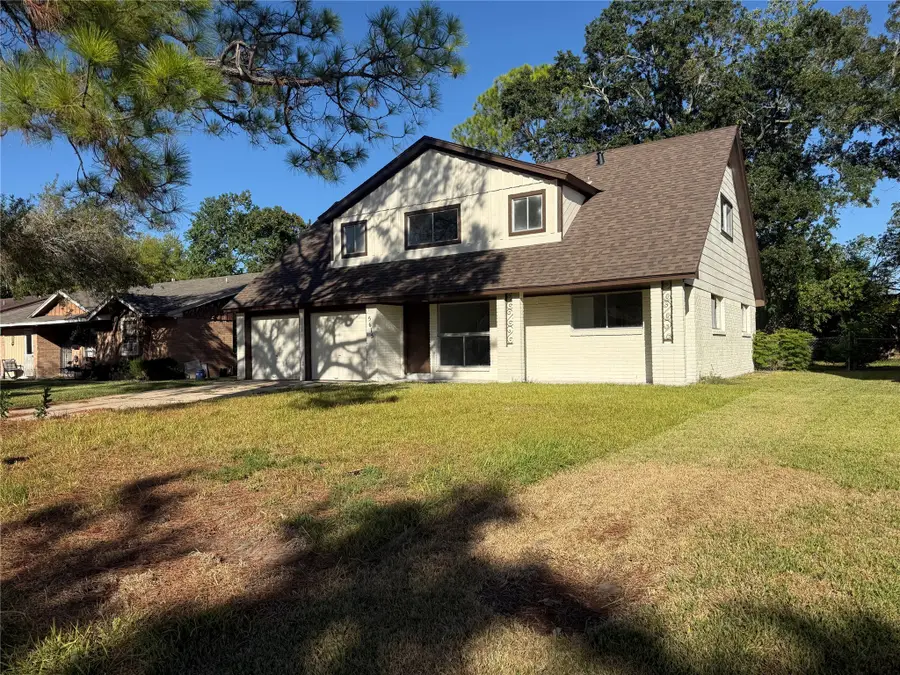 5615 Greylog Drive, Houston, TX 77048 - Image #2