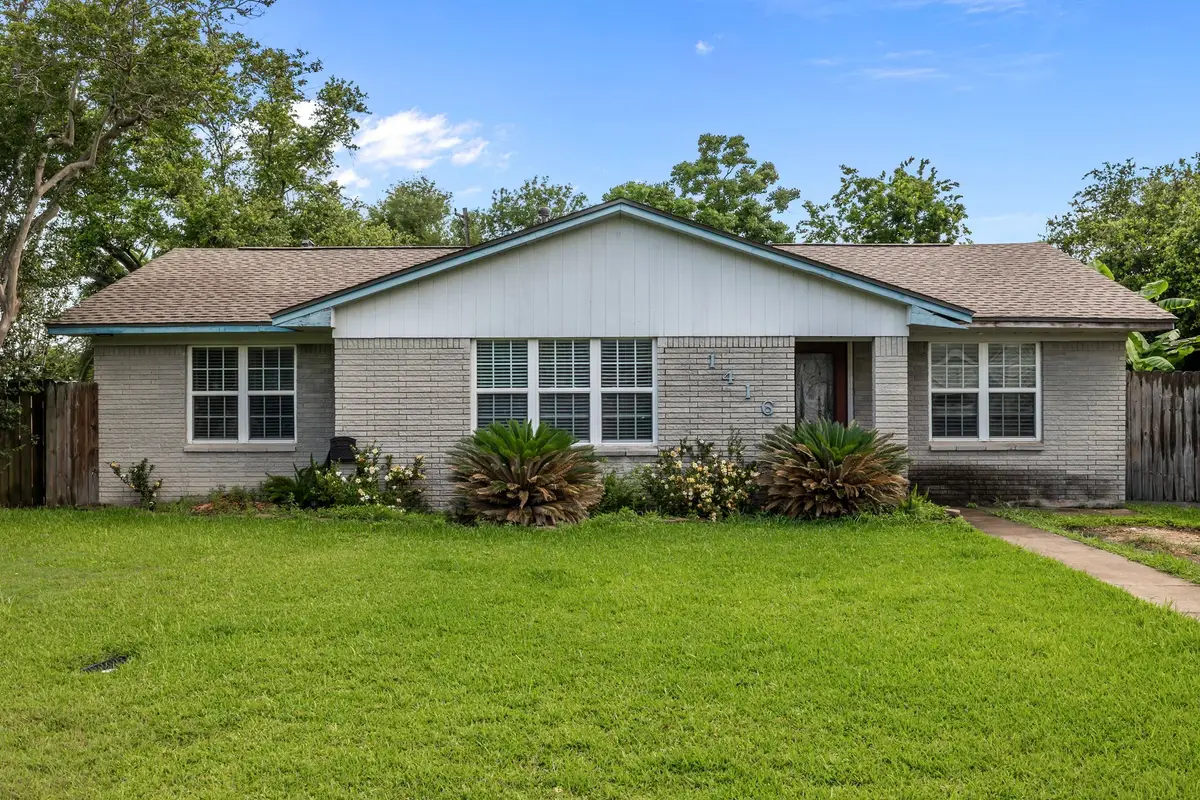 1416 N Avenue F, Freeport, TX 77541 - #1