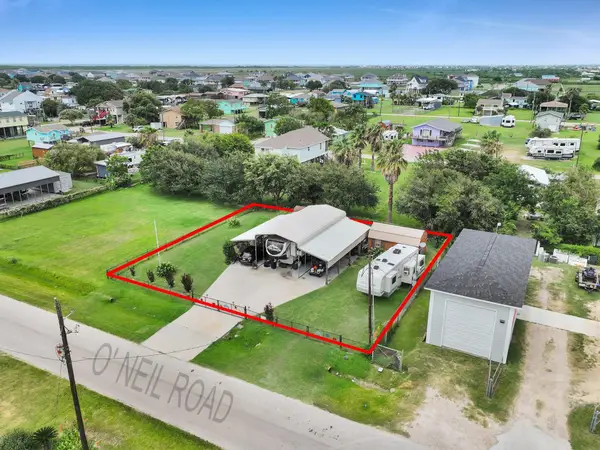 1046 Oneil Road, Crystal Beach, TX 77650
