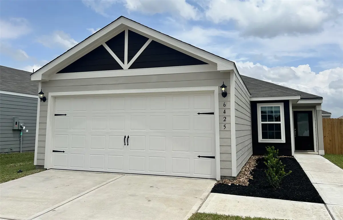 6425 Winter Elm Street, Houston, TX 77048 - Image #1