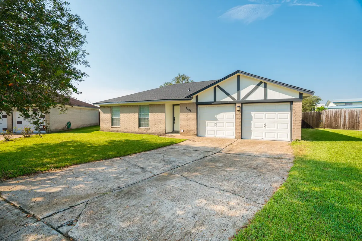 8706 Kirkmont Drive, Houston, TX 77089 - Image #1