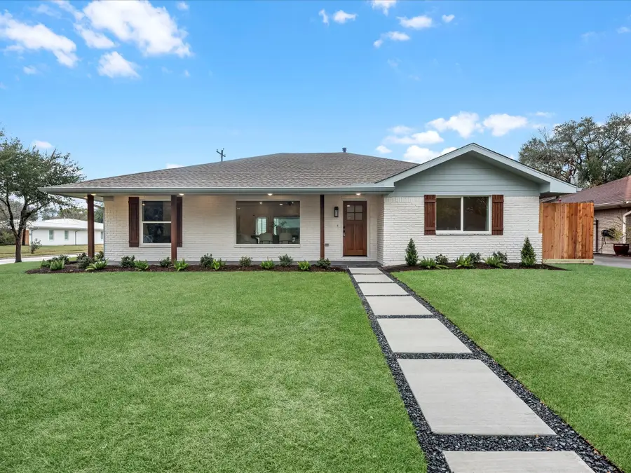 5042 Briarbend Drive, Houston, TX 77035 - Image #2