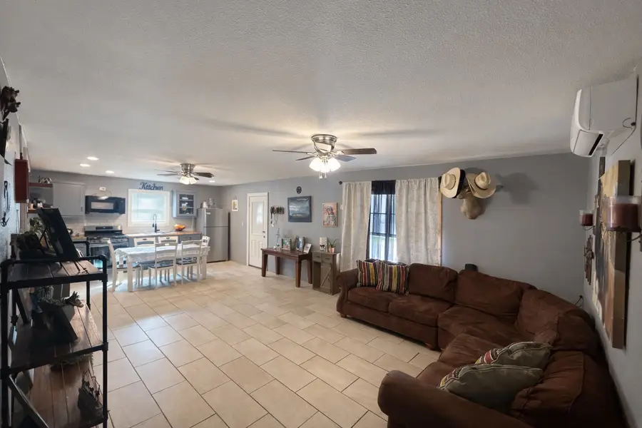 1010 Clay Circle, Somerville, TX 77879 - #3