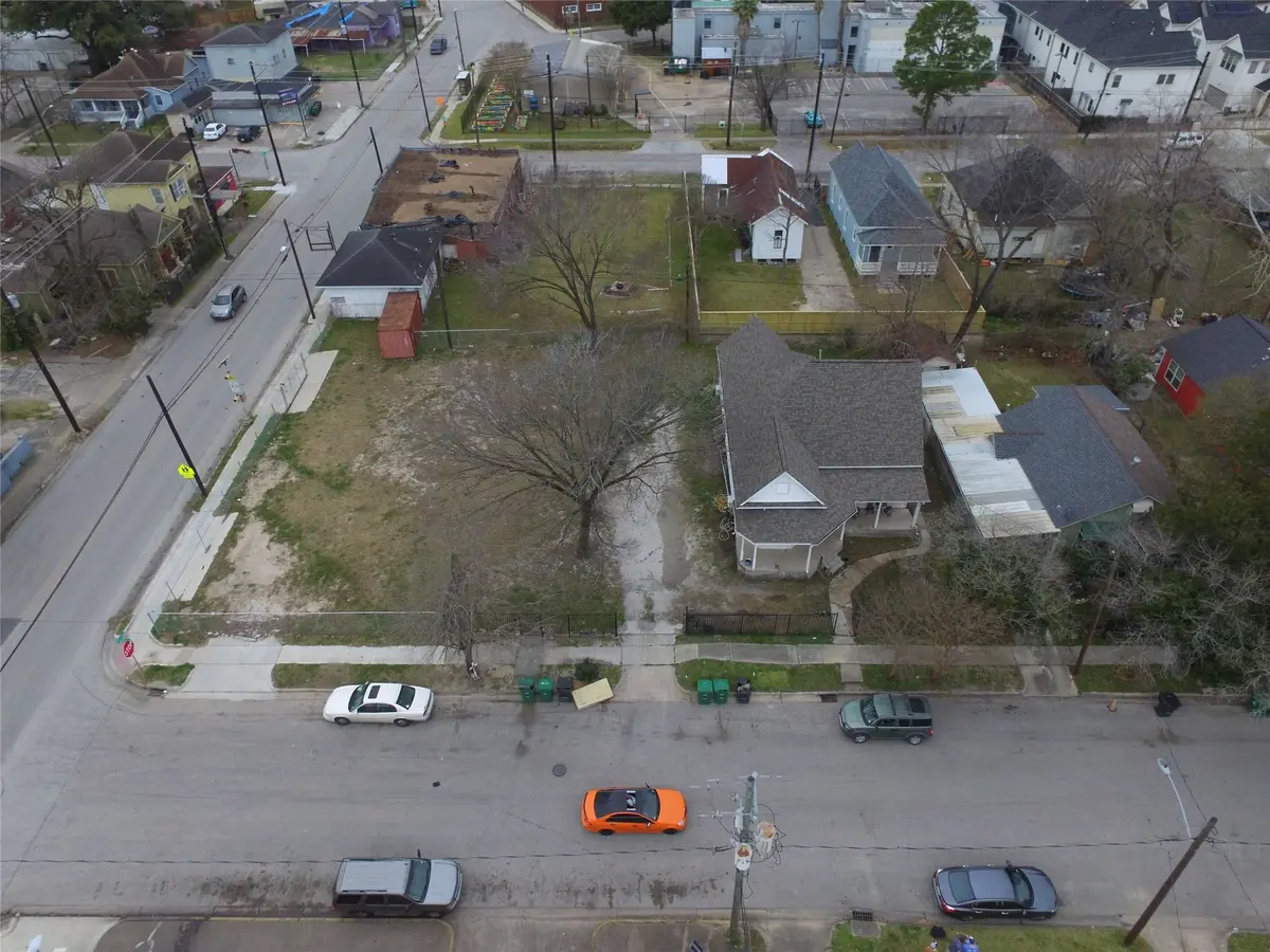 1903 Chapman Street, Houston, TX 77009 - Image #1