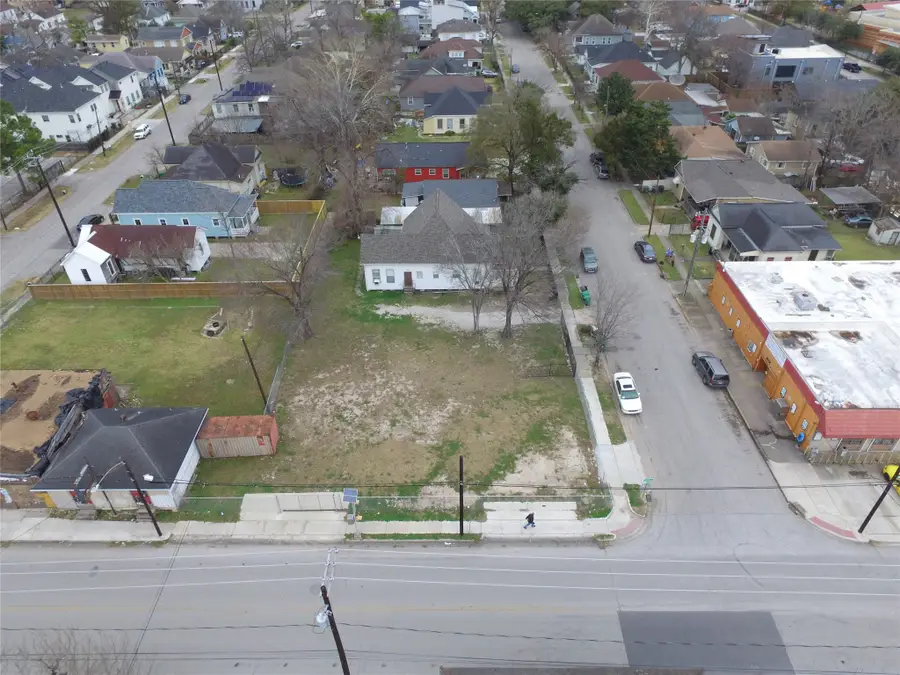 1903 Chapman Street, Houston, TX 77009 - Image #2