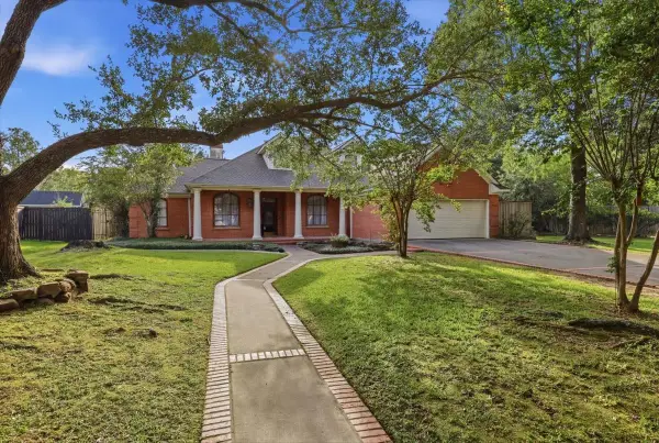 108 Wade Street, Silsbee, TX 77656