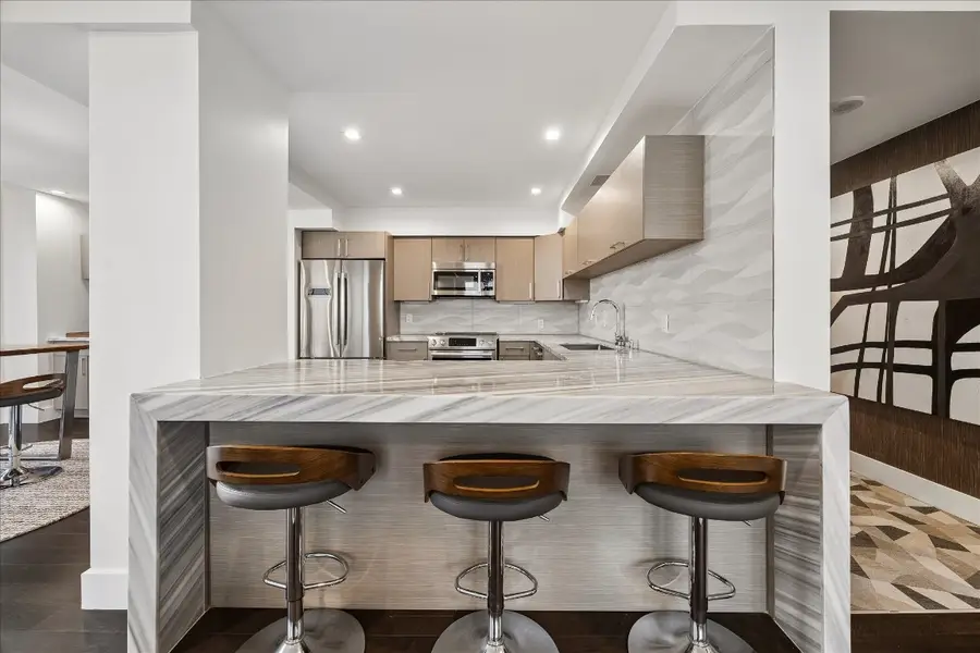 14 Greenway Plaza #10P, Houston, TX 77046 - #3