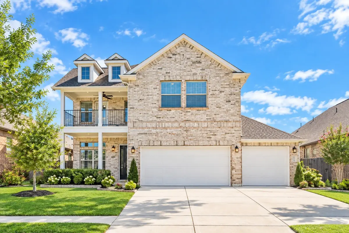 6710 Coral Hollow Drive, Baytown, TX 77521 - #1